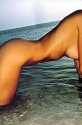 Caprice Bourret 11