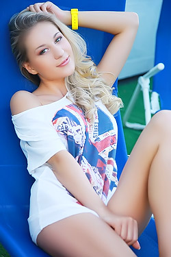 Candice B